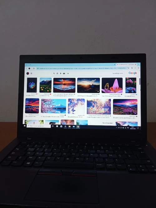 Pc laptop i5 6eme très bon état