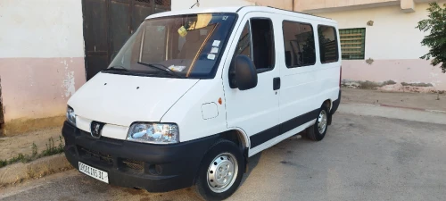 Location mini bus plusieurs types
