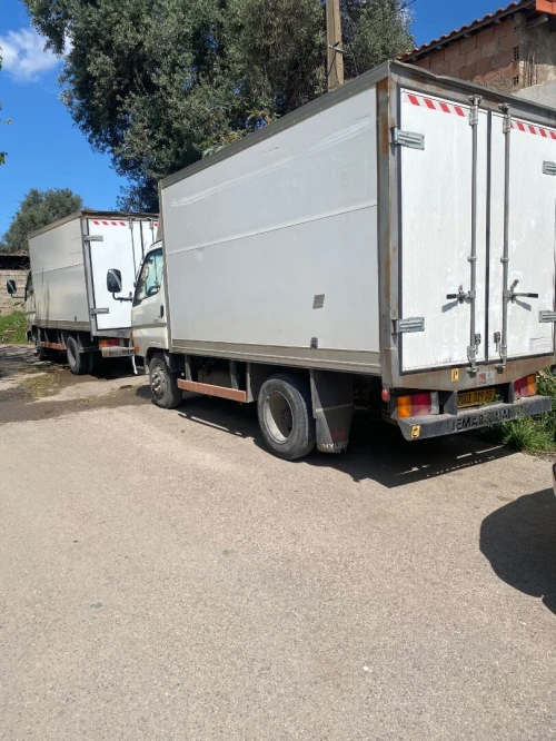 Location hyundai Hd35