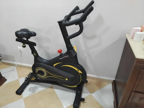 Vélo de sport et machine de sport