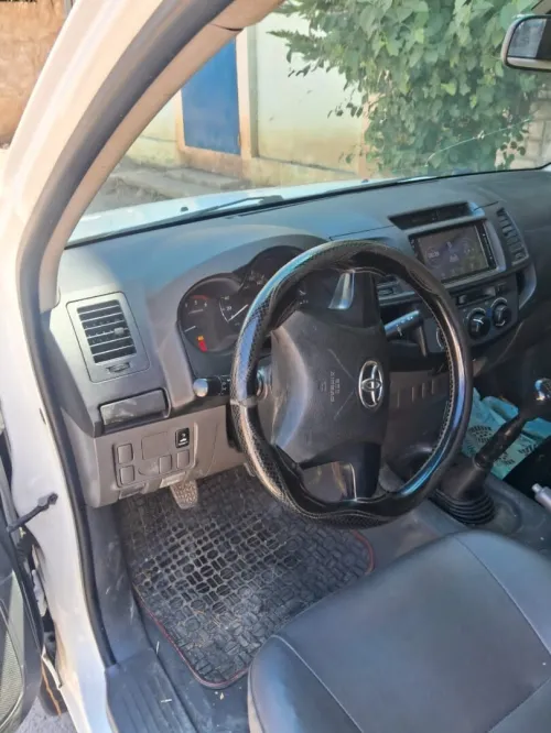 Toyota Hilux 2015 LEGEND SC 4x2