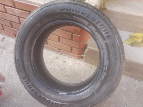 Pneus 185/65 R15