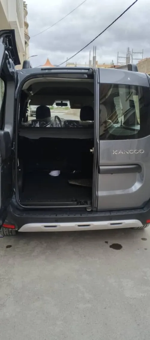 Renault Kangoo 2025 Stepway