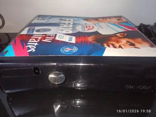 Xbox 360 slim utilisé