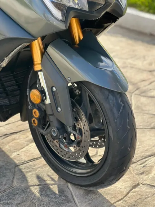 Yamaha Tmax 2021
