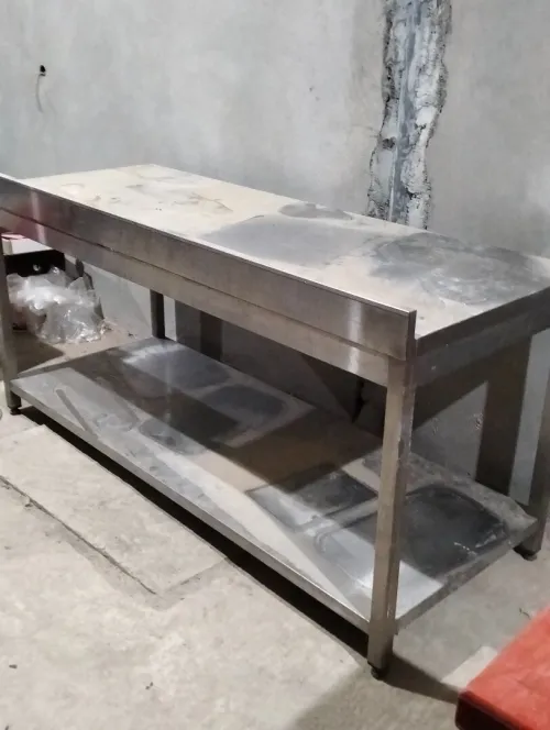 Table en inox