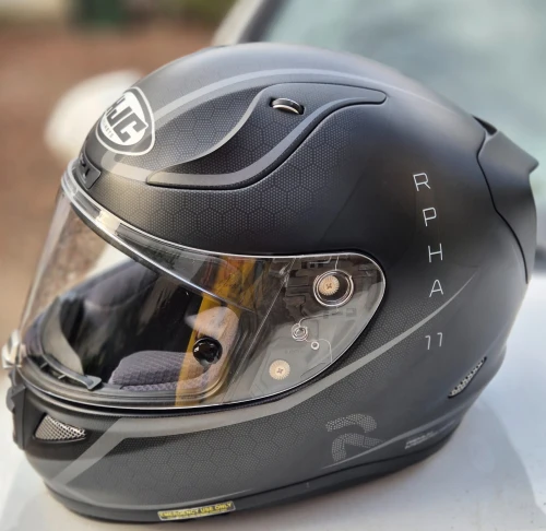 casque de moto HJC RPHA 11