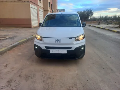 Fiat Doblo 2025 Doblo 3 places