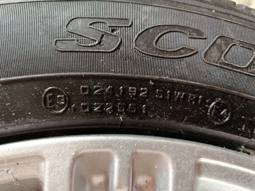 Penu range rover