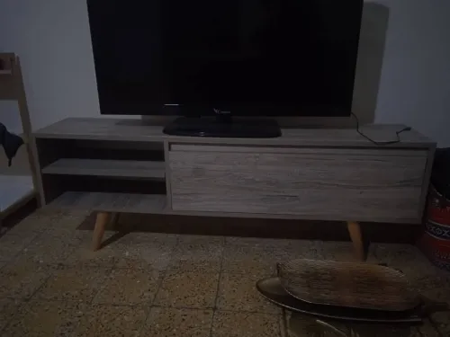 Table Simple pour la télévision 