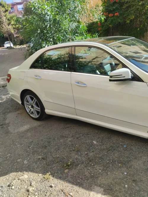 Mercedes Classe E 2011 AVANTGARDE Pack AMG
