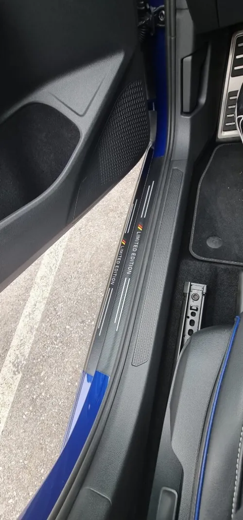 Volkswagen Golf 8 2025 R-Line