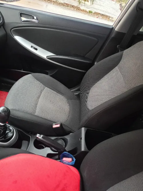 Hyundai Accent RB  5 portes 2012 Style