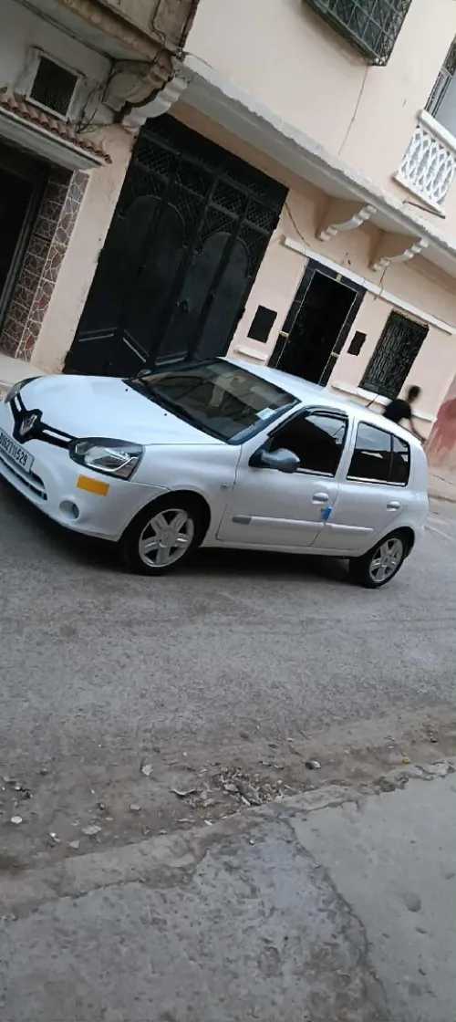Renault Clio Campus 2015 Clio Campus