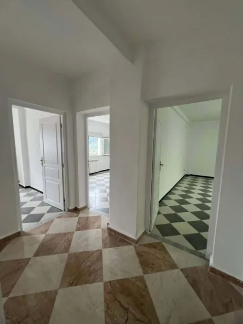 Vente Appartement F5 Annaba Annaba
