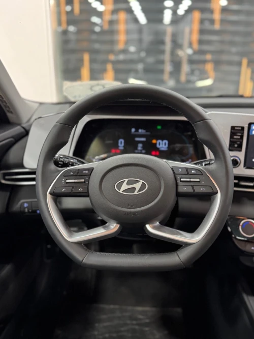 Hyundai Elantra 2025 Full options