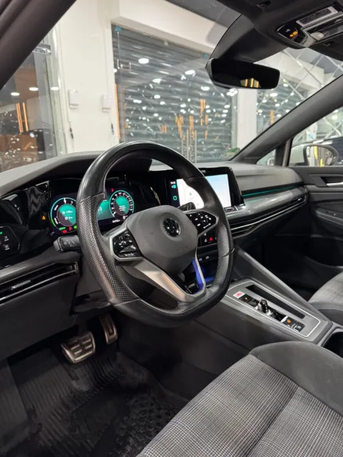 Volkswagen Golf 8 2021 GTE