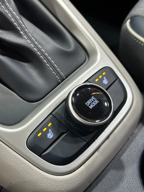 Hyundai Venue  2023 Full options