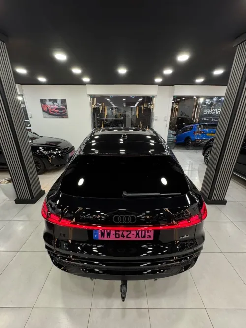 Audi Q5 2026 S line Quattro