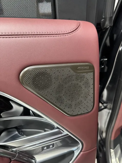 Land Rover Vogue 2025 Autobiography