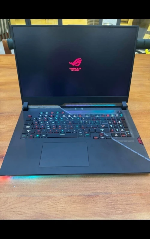 Asus ROG Strix scar 17 special edition 