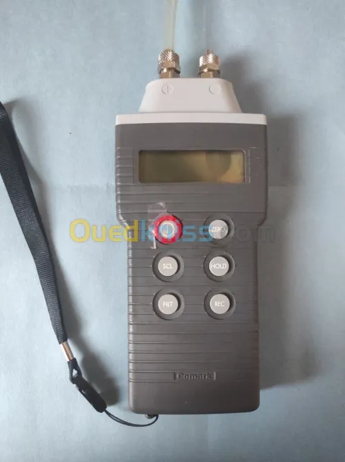 manométre comark c9557 /100psi/7000mbar