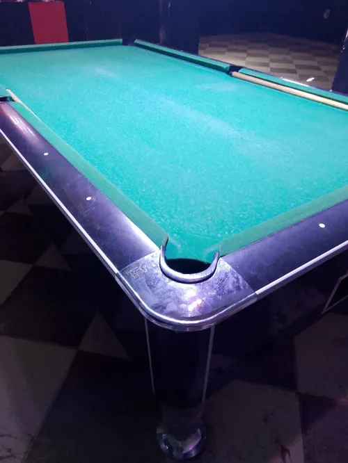 Billard table