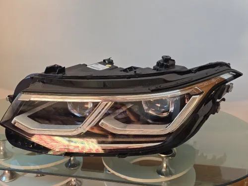 Phare tiguan 2023 IQ