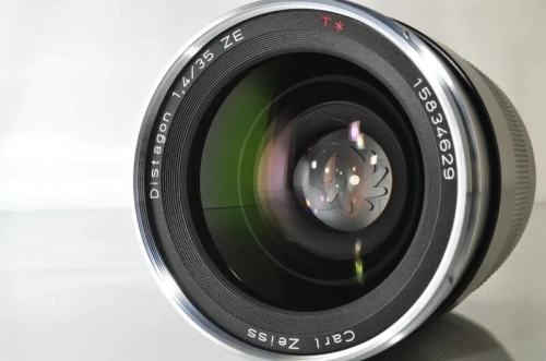 CARL ZEISS DISTAGON 35MM F1,4 ZE CANON