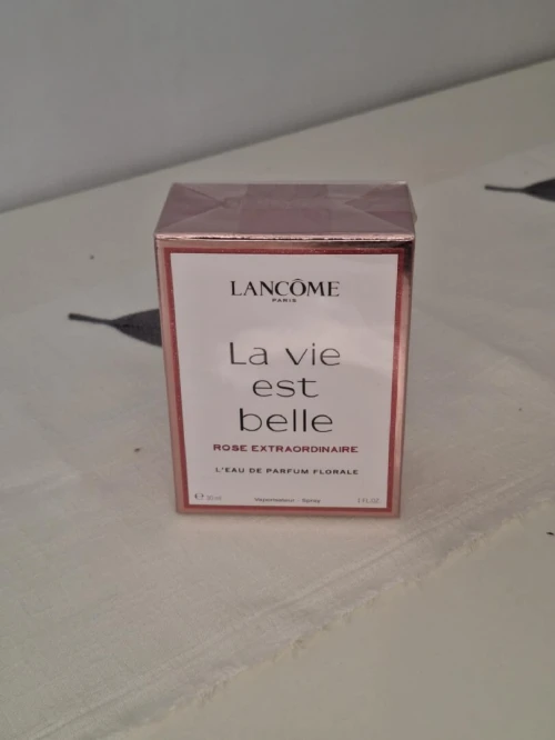Lancôme LA VIE EST BELLE eau de parfum 