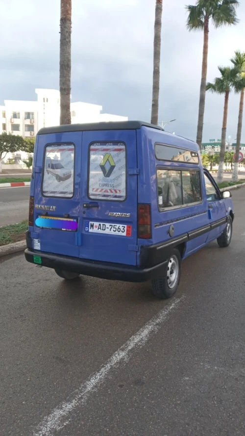 EXPRESS RENAULT.......EXPRESS 1994 جديد