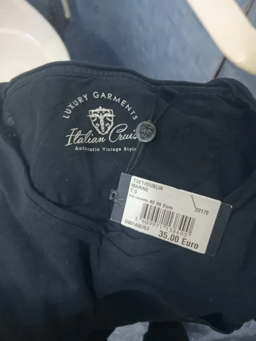 Polo tshirt Izac original lot 13 million