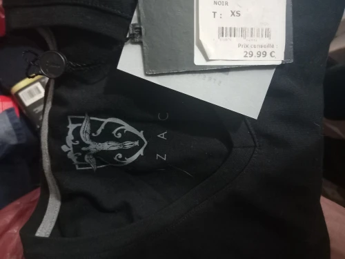 Polo tshirt Izac original lot 13 million