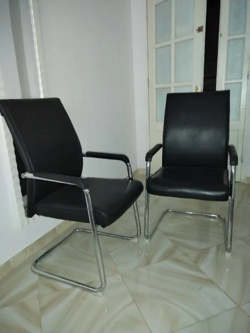 Chaise visiteur 