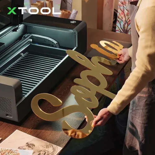xTool - P2S  machine de dècoupe et gravure Laser CO2 d'atelier Ai De 55 W dernière génération