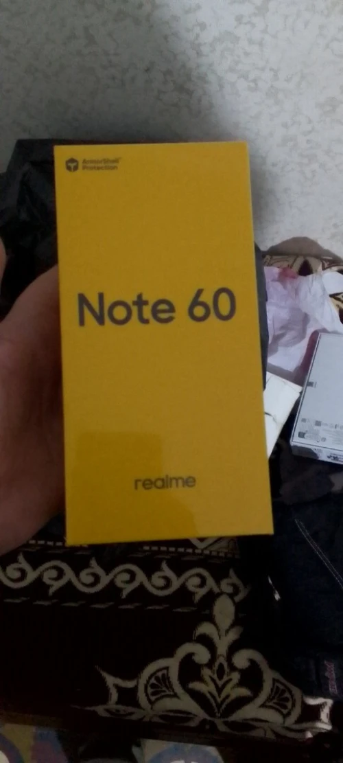 Realme Note 60