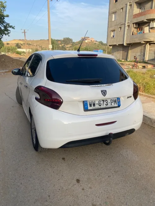 Peugeot 208 2013 Allure