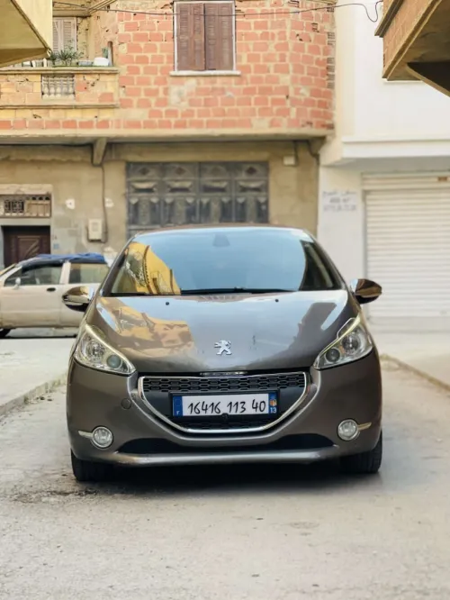 Peugeot 208 2013 Allure
