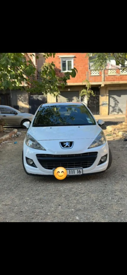 Peugeot 207 2011 
