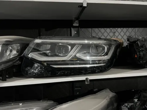 Phare VW tiguan IQ light 