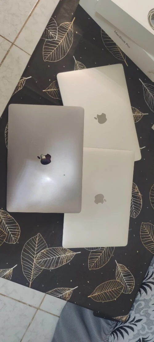 MacBook pro 13 inch