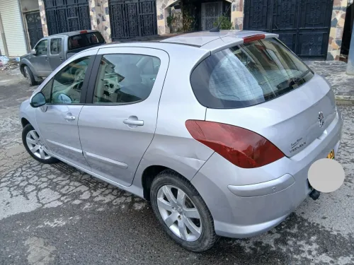 Peugeot 308 2008 La toute option