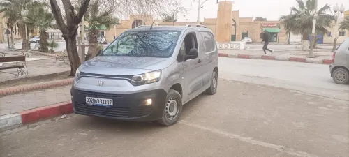 Fiat Doblo 2023 Italie