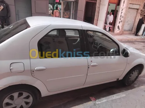 Dacia Logan 2012 
