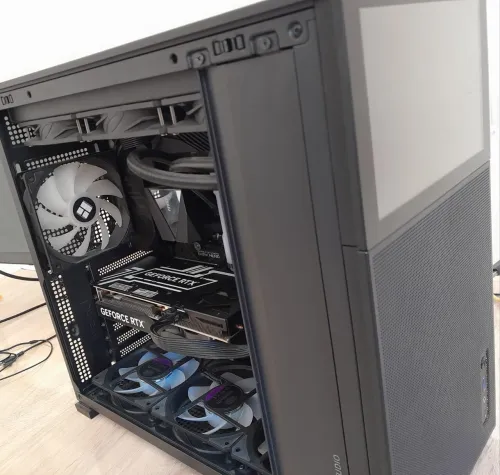 Config Ryzen 7 5800X3D + RTX 4070 + 32GB ram