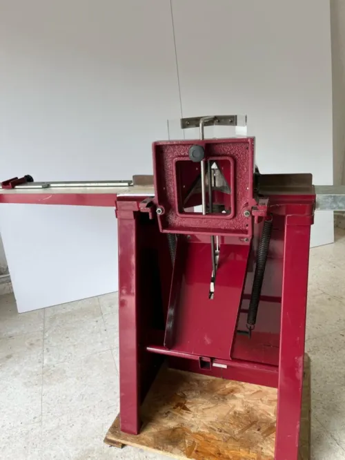 معدات إطار احترافية (Guillotine + Assembleuse)