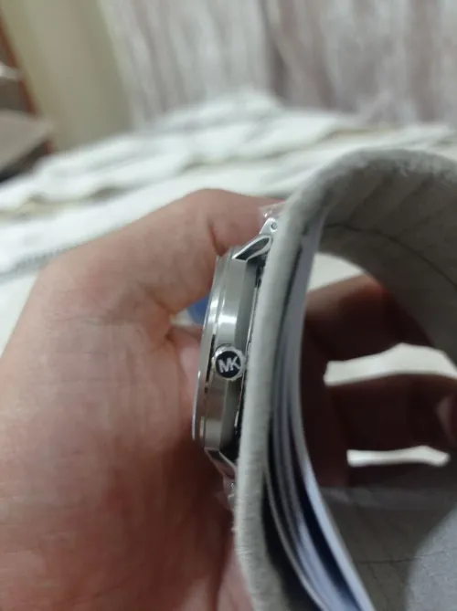 montre Michael Kors originale