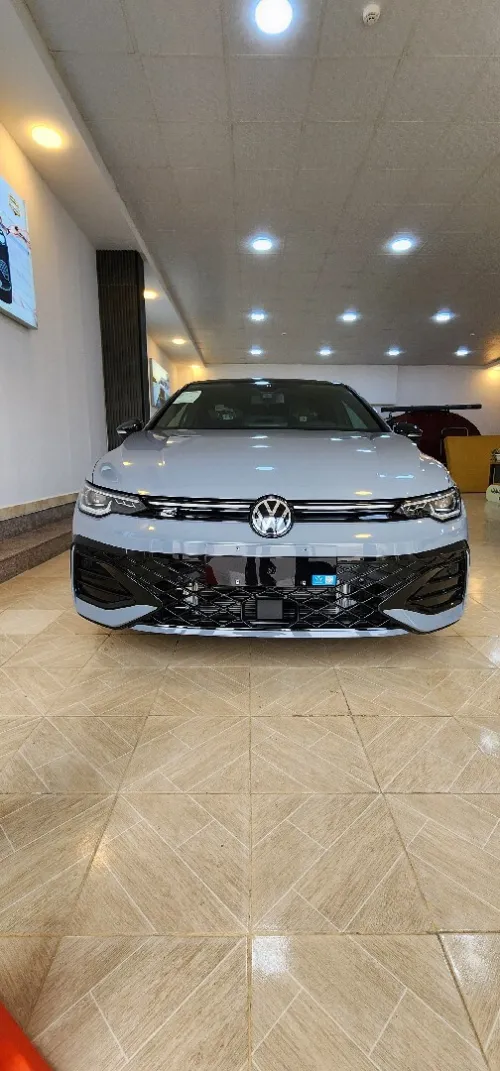 Volkswagen Golf 8 2025 Pro R-line