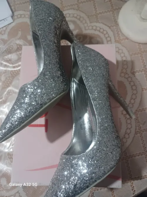 CHAUSSURES FEMMES ETAT NEUF