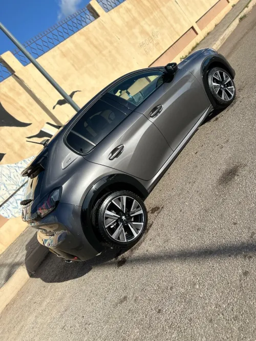 Peugeot 208 2023 GT